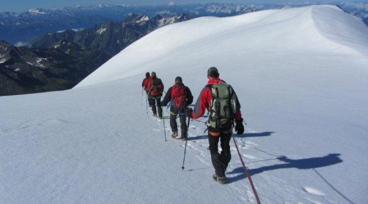 Dôme des Glaciers - retour vers le refuge Robert Blanc