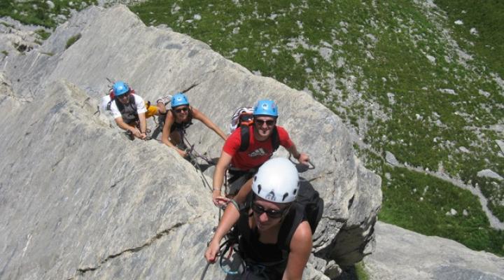 via ferrata rocher du vent guide des arc