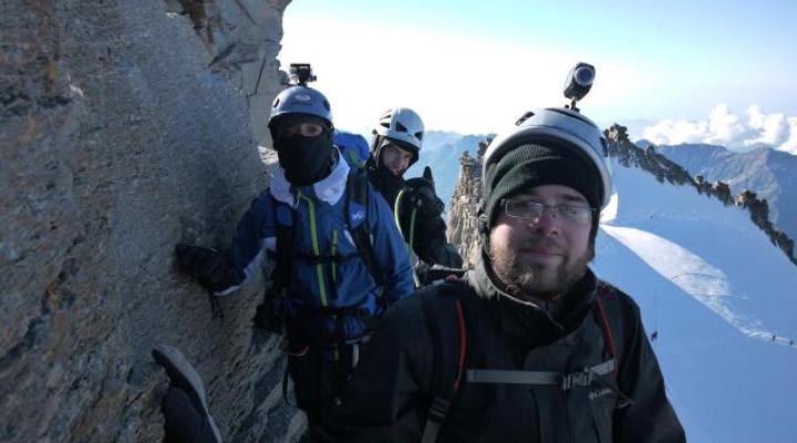 Hold up au Grand Paradis!!