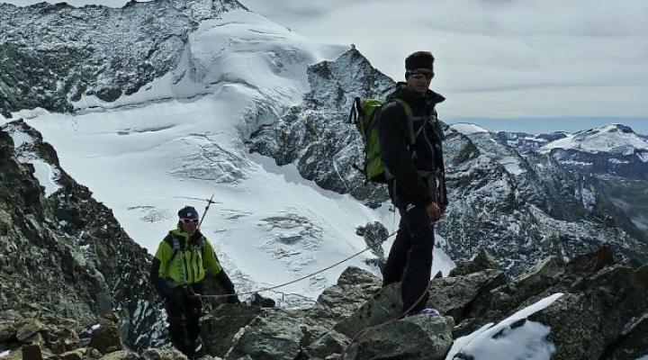Sur l'arête est de l'Aiguille du St Esprit.