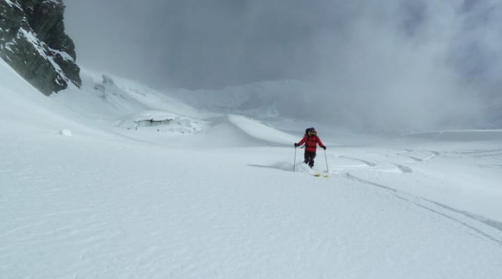 Descente sur le glacier du Geay.
