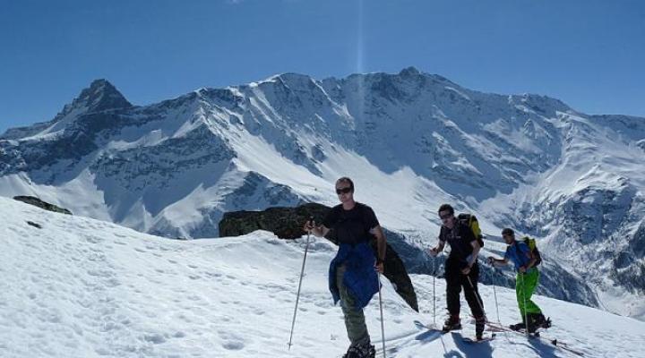 Montée à la crête des lanchettes.