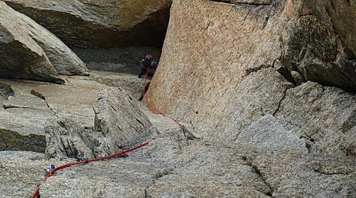 Cache-cache. Longueur 5