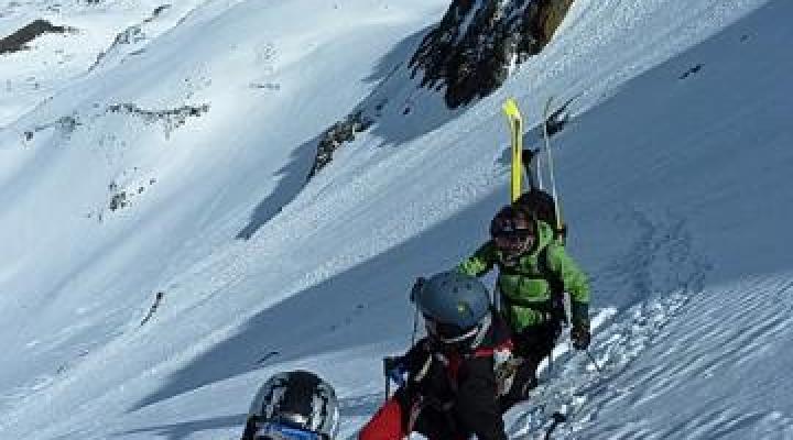 Arrivée au col, on retrouve le soleil.