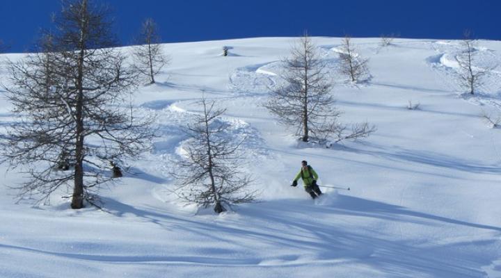Hors piste à Sainte Foy descente du col du Granier
