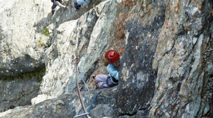 6eme longueur en traversée au dessus du vide