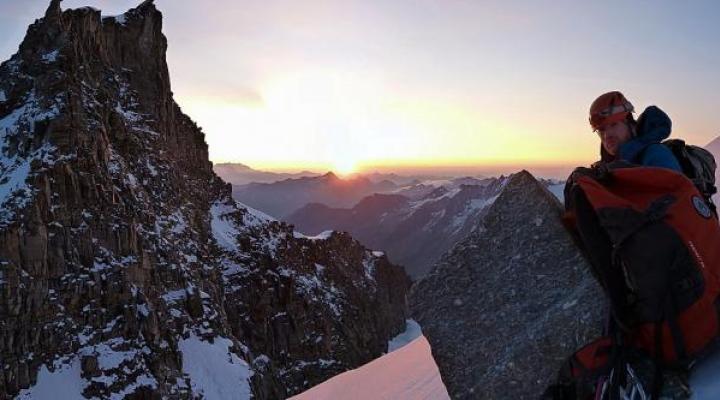 Au lever du jour au col de montandayné.