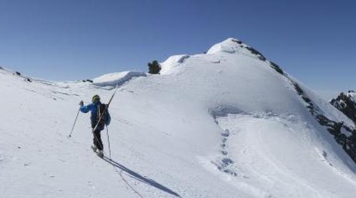 Sous le col des Roches