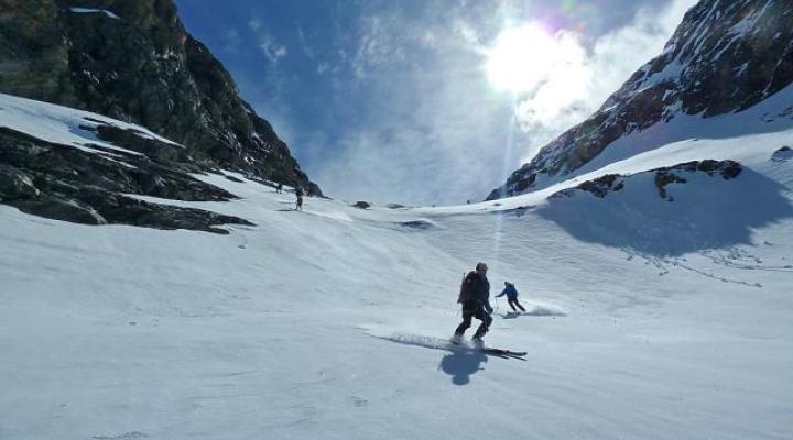 Descente sous la face nord de la Tsanteleina