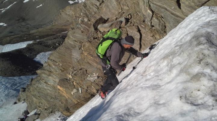 Passage du col du Montet