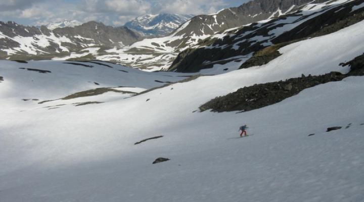 à la montée vers le pays desert