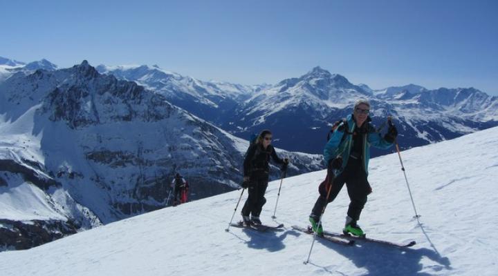 Ski de randonnée, l'Homme Cairn au dessus de Bourg Saint Maurice