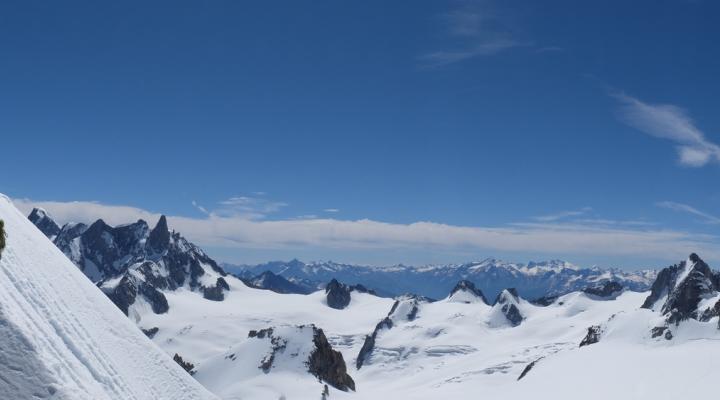 Traversée des arêtes des Cosmiques massif du Mont Blanc
