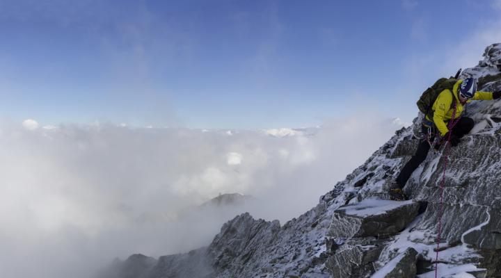 Beaucoup de givre en versant ouest.