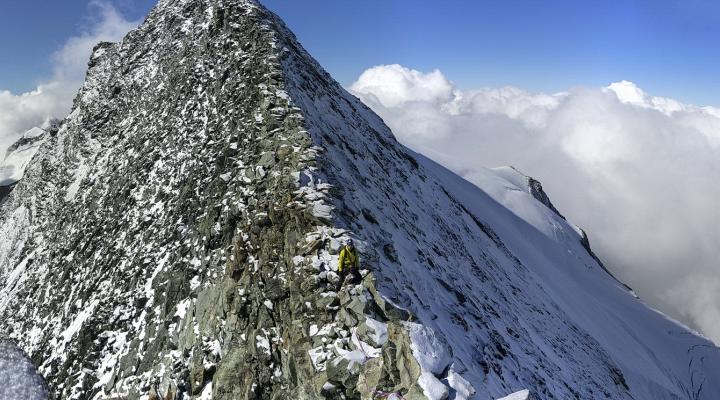 sommet dans un quart d'heure.