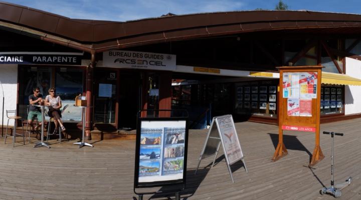 Place du Miravidi Arc 1800