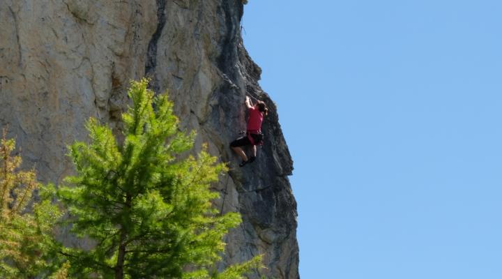 En pleine action au Chevril. Escalade en Vanoise