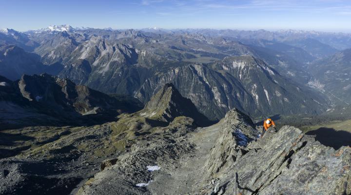 Début de l'arête au lever du soleil
