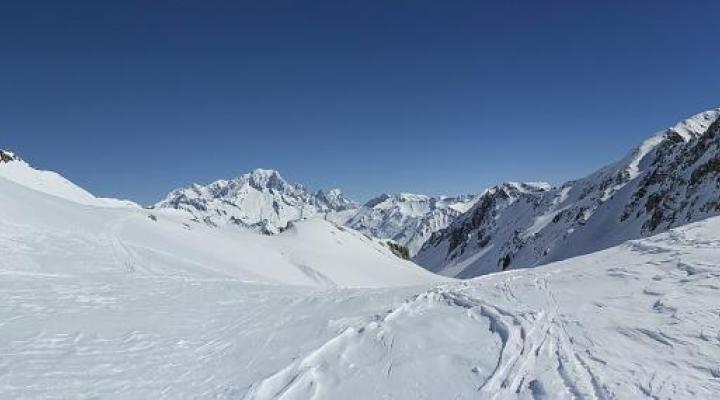 Col du grand Fond : vue vers le nord et la combe de la Nova.