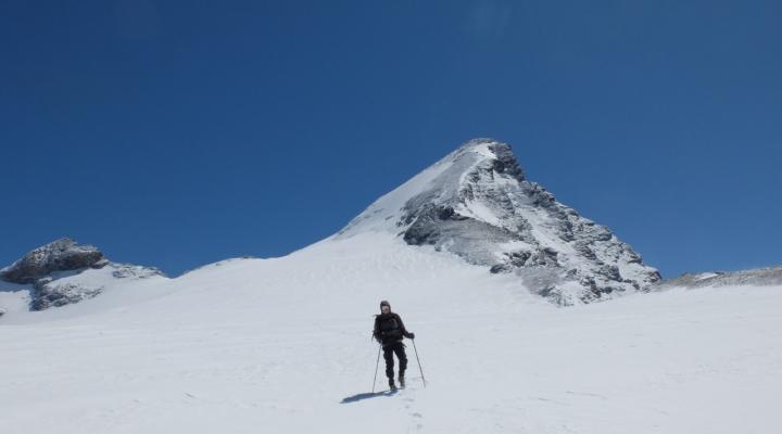 En descendant sur le glacier