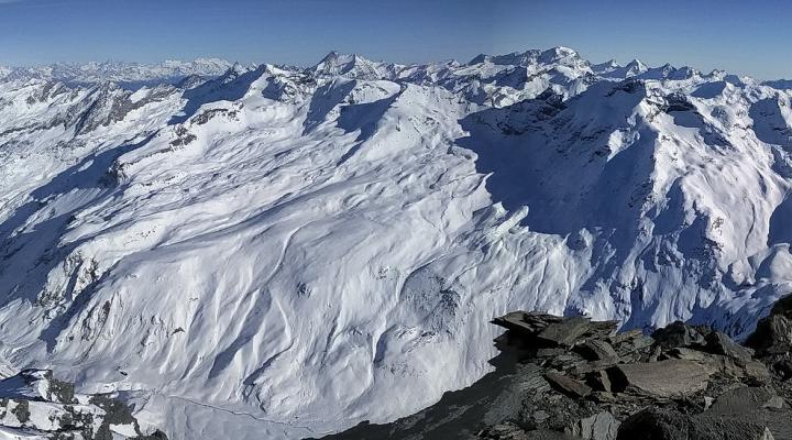 Panorama sur le Valgrisenche depuis la pointe de Nancruet.