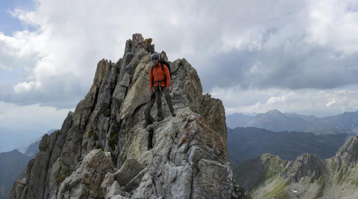 Sur l'arête en direction de col de la Nova