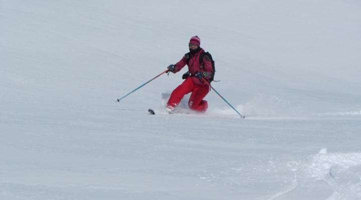 Ski de randonnée vallée de Névache, descente sur le refuge Ricou