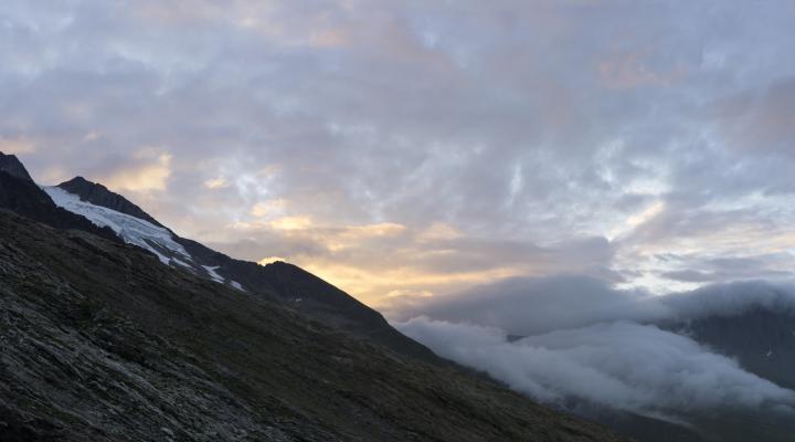 lever de soleil sur le col de la Seigne.