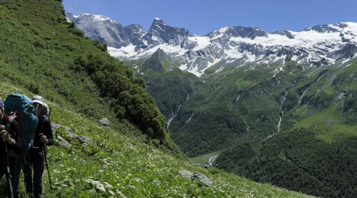 La montée au refuge de Plaisance.