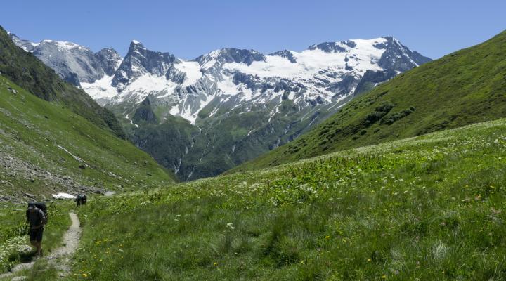 La montée au refuge de Plaisance.