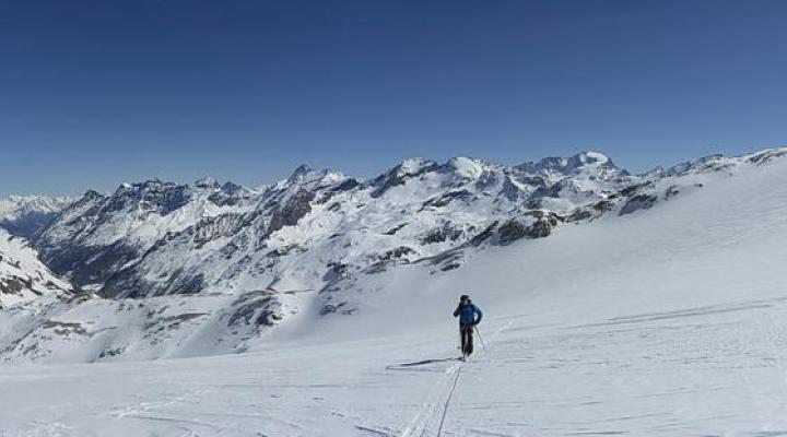Sur le glacier de Golette en allant vers la Traversière.