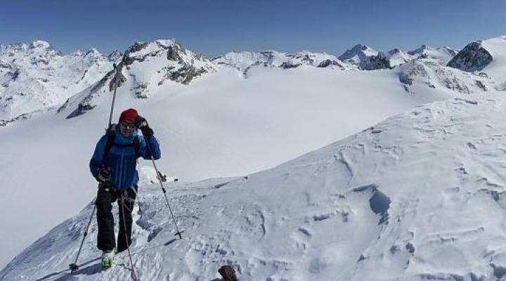 Sur l'arête de la traversière