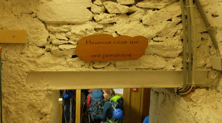 L'entrée de l'hospice