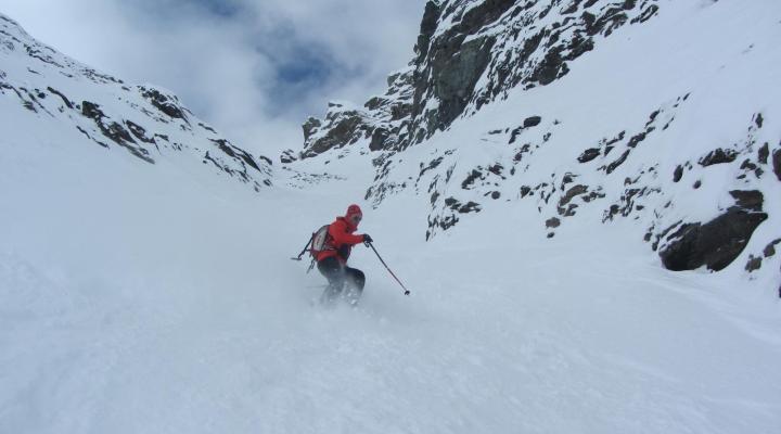 Hors piste les Arcs descente du couloir du Grand Col