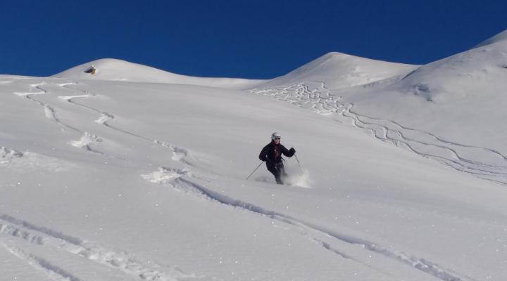 Les Arcs ski hors piste - descente sur la vallée de Peisey