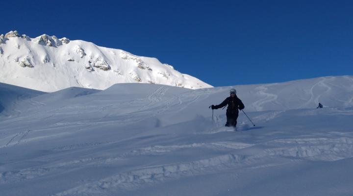 Les Arcs ski hors piste - descente sur la vallée de Peisey