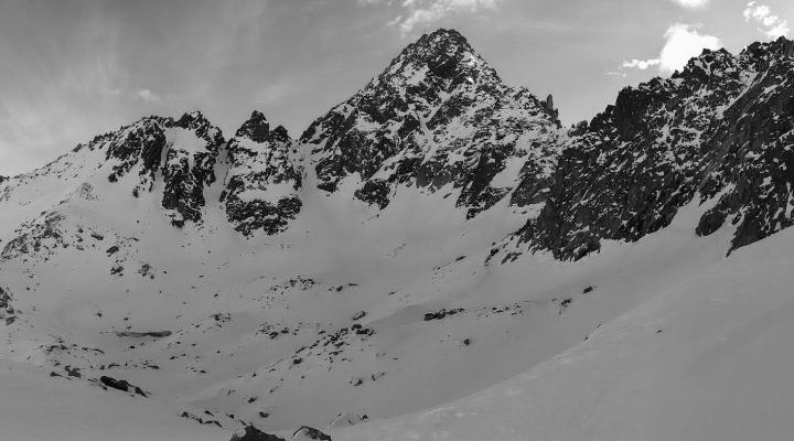 Dans la 3eme montée, sous le versant nord du doigt d'Assaly