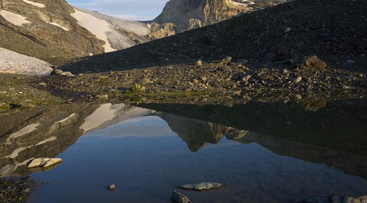 le col du Pelve vu depuis les lacs de Chasseforêt