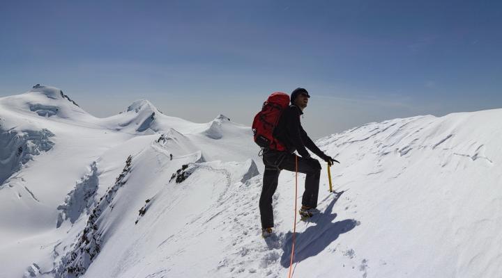 Au fond les pointes Zumstein et Dufour où nous irons demain.
