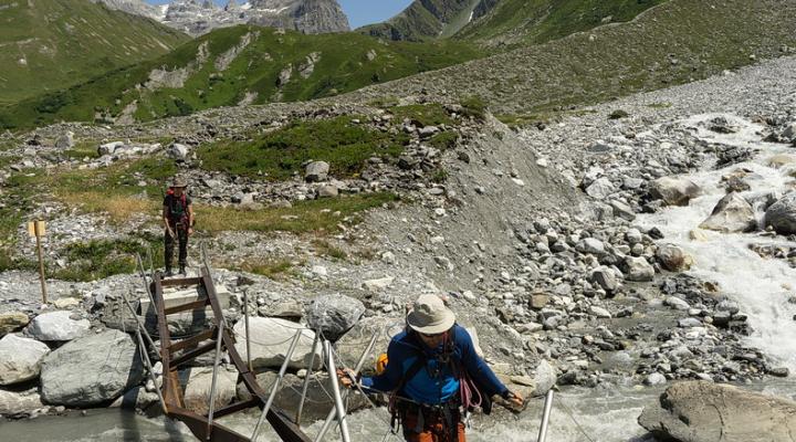 une passerelle sélective...