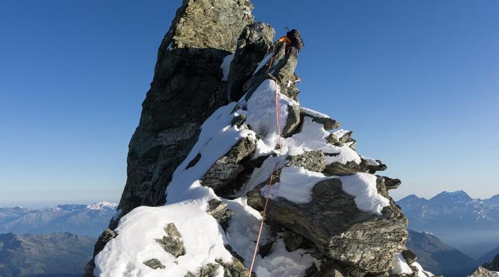la neige nous complique un peu la tâche...