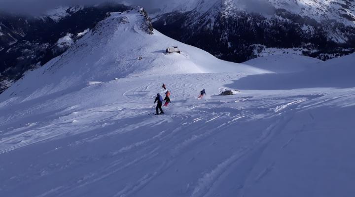 Au dessus de refuge du Turai