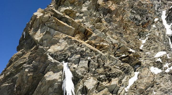 sous la partie finale.