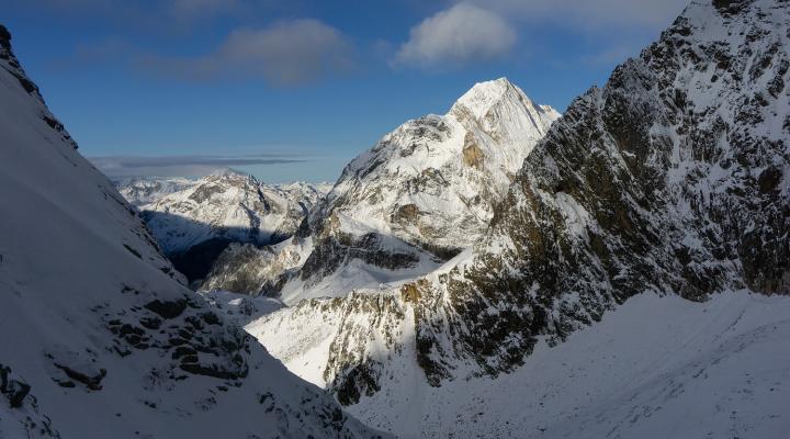 Lever du soleil sur la pointe de creux noir.