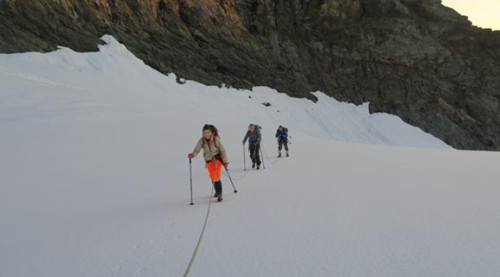 En arrivant sur le glacier