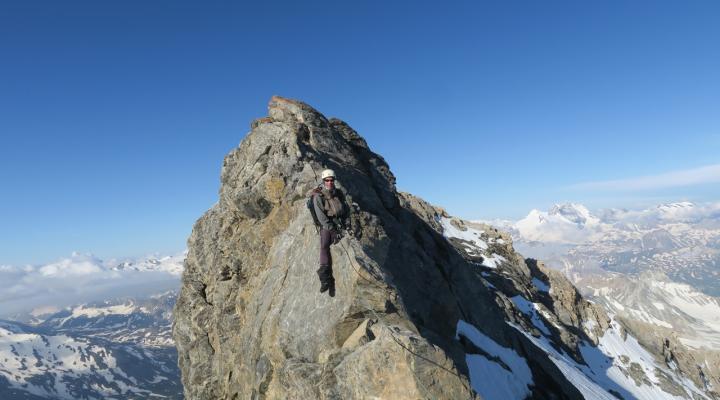 Sur l'arête