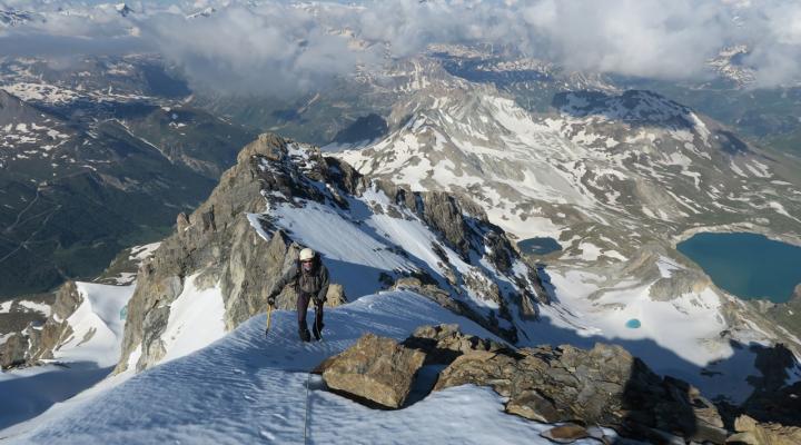 En ariivant vers le sommet