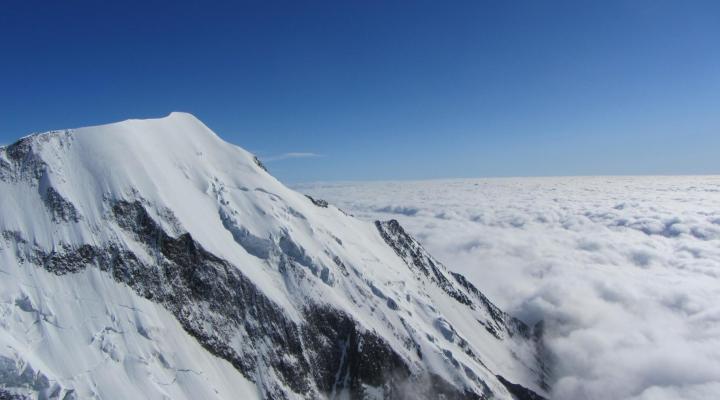 Ascension Mont Blanc  la vue du refuge du Gouter