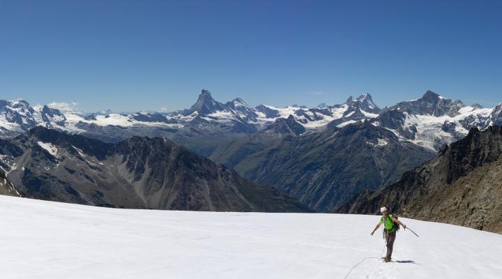 sur le glacier du Weingarten en montant au bivouac