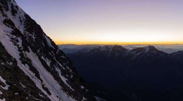 Lever du jour sur l'arête du Täschorn